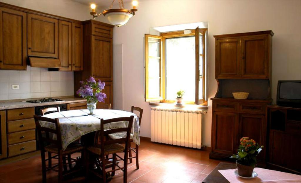 Agriturismo Le Pianore Montespertoli Δωμάτιο φωτογραφία